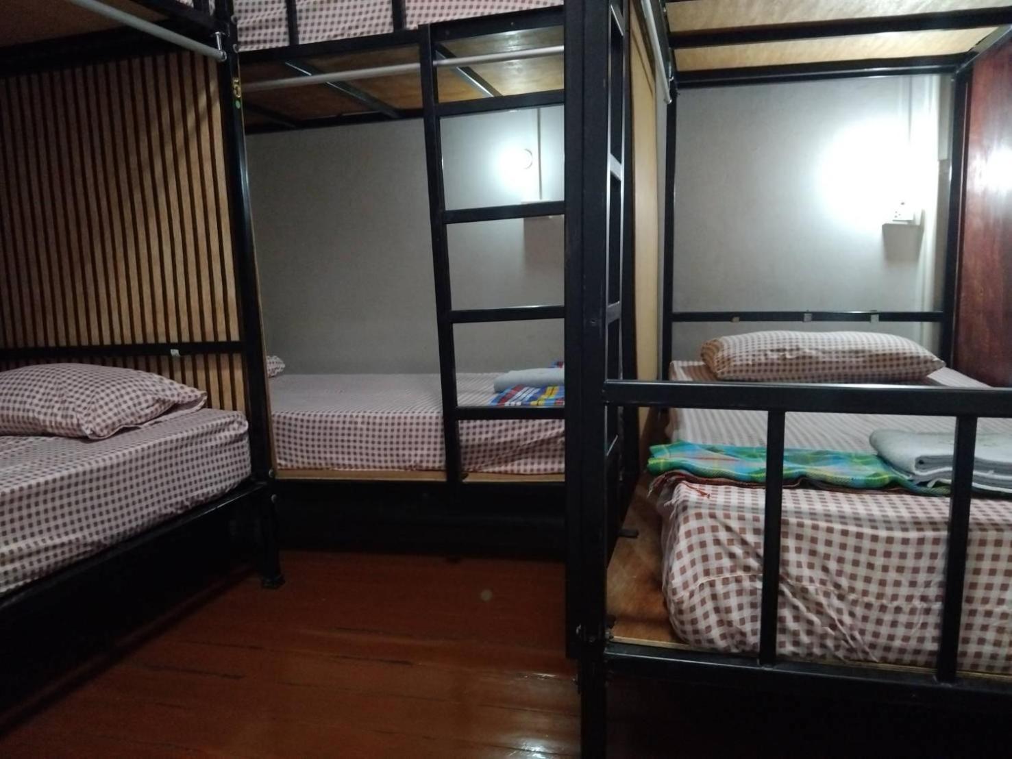 Amazing Khaosan Hostel Bangkok Luaran gambar